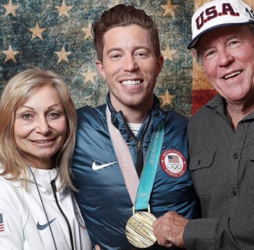 Jesse White's parents Cathy White and Roger White and brother Shaun White